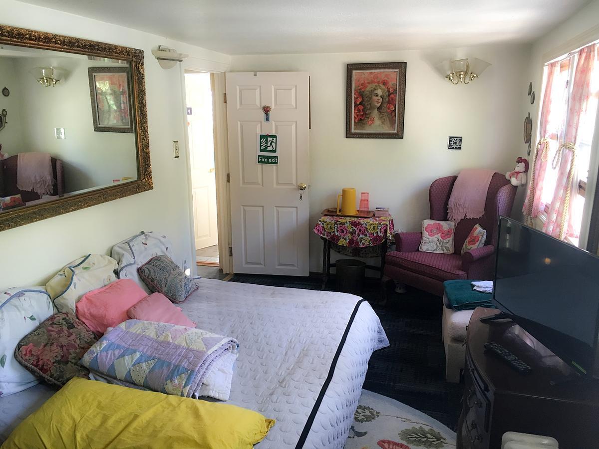 לינה וארוחת בוקר Stinson Beach Redwoods Haus מראה חיצוני תמונה