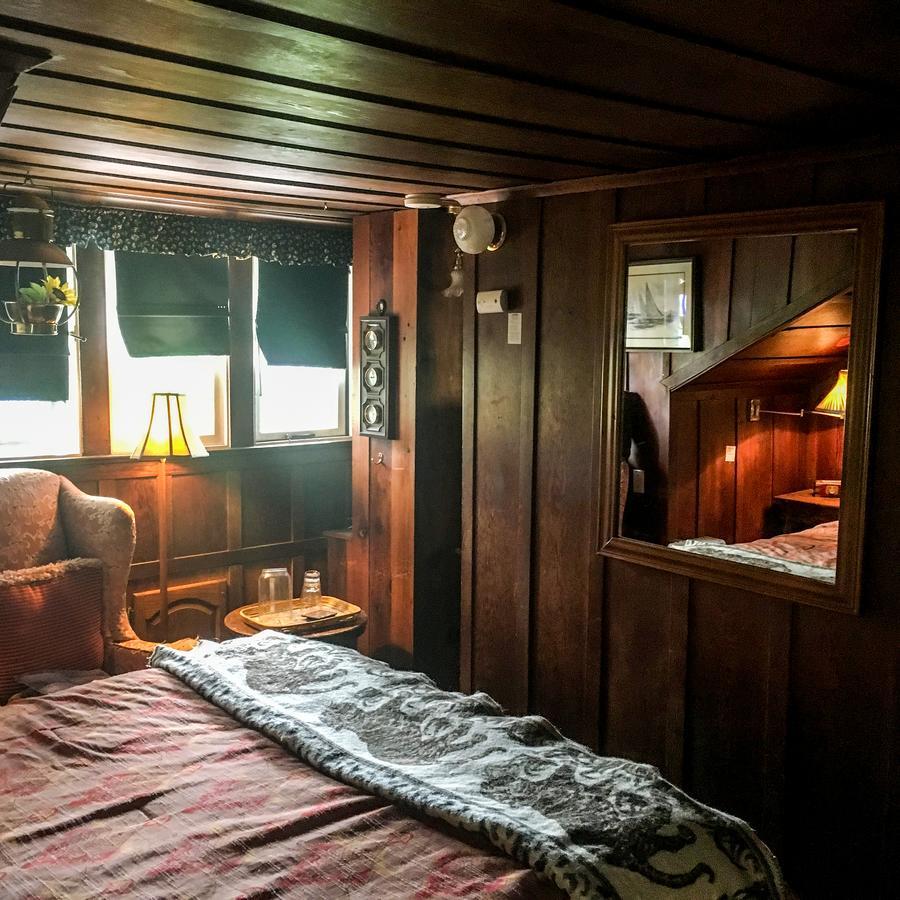 לינה וארוחת בוקר Stinson Beach Redwoods Haus מראה חיצוני תמונה